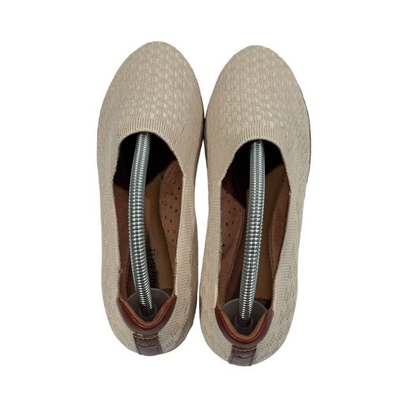 COBB HILL WOMEN’S CAMRYN SLIP-ON LOAFER. VANILLA KNIT. - Picture 2 of 10